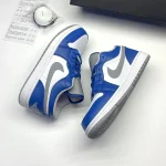 جردن وان True blue