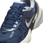 کتونی نایک وی تو کی Nike V2K